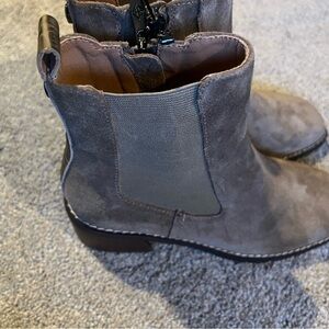 Donald J. Pliner Taupe Ankle Booties